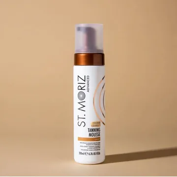 St Moriz Advanced / Автобронзат-мус для світлої шкіри / Colour Correcting Mousse Light / 200 мл